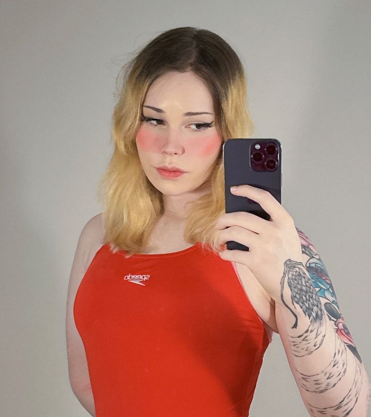 Best Transwoman OnlyFans Accounts meowriza