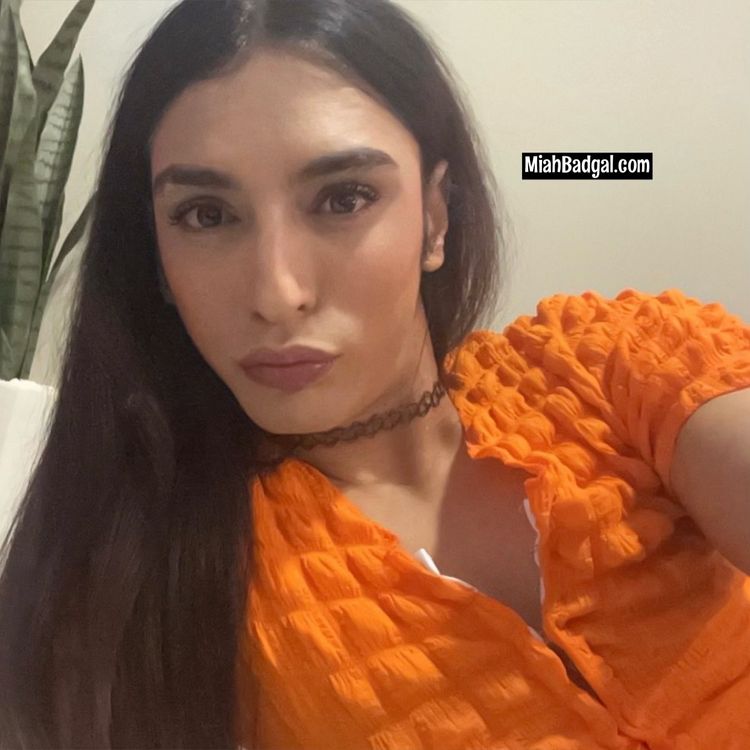 Best Entertainer OnlyFans Accounts miahbadgal