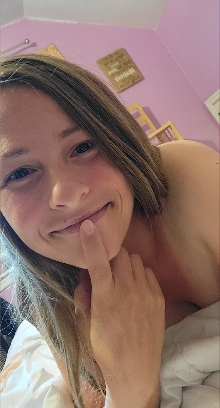 Best Solo Female OnlyFans Accounts midna_twi
