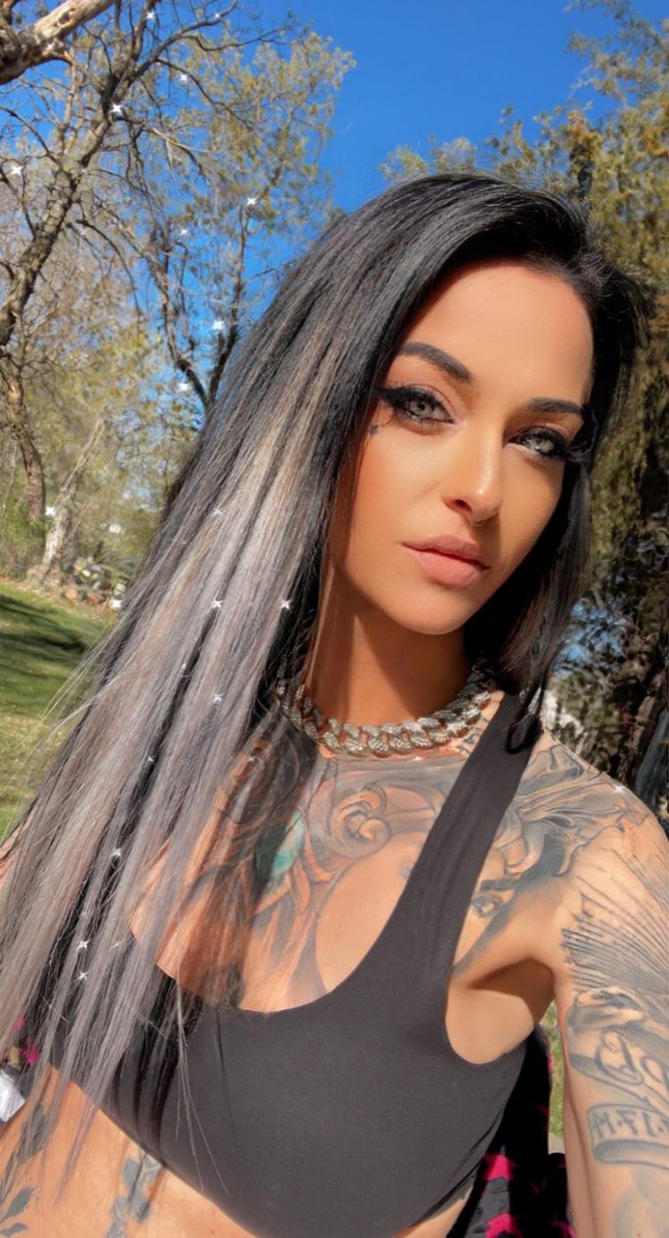 Best Black Hair OnlyFans Accounts mindykloos5