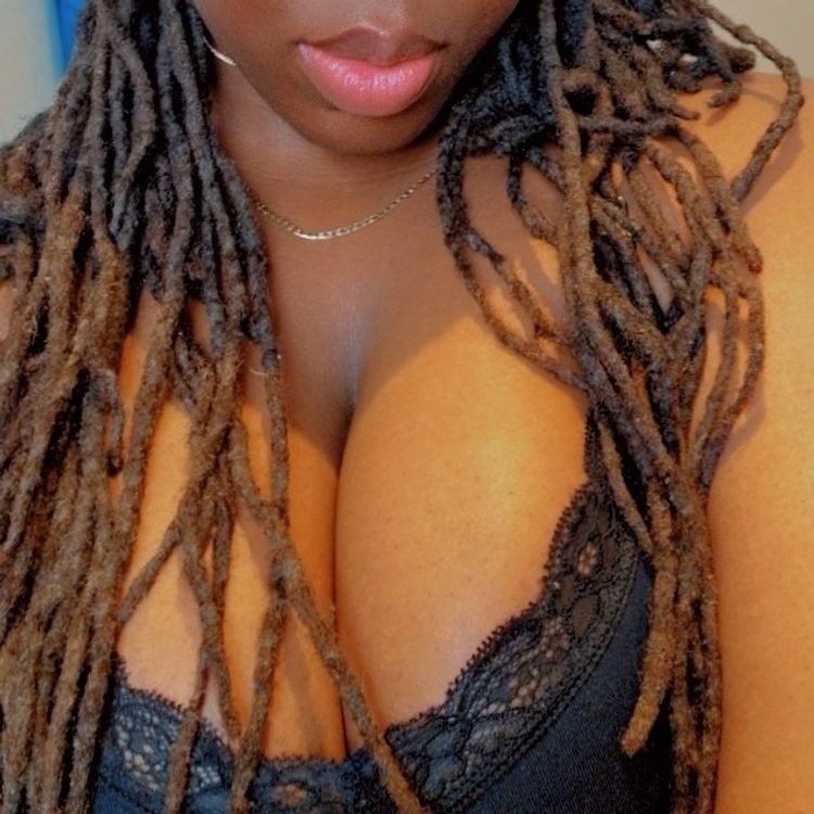 Best Dreadlocks OnlyFans Accounts misstafarii
