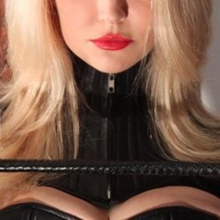 Best Faith OnlyFans Accounts mistresseleise