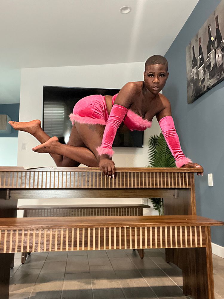 Best Ballbusting OnlyFans Accounts mistresslizabell