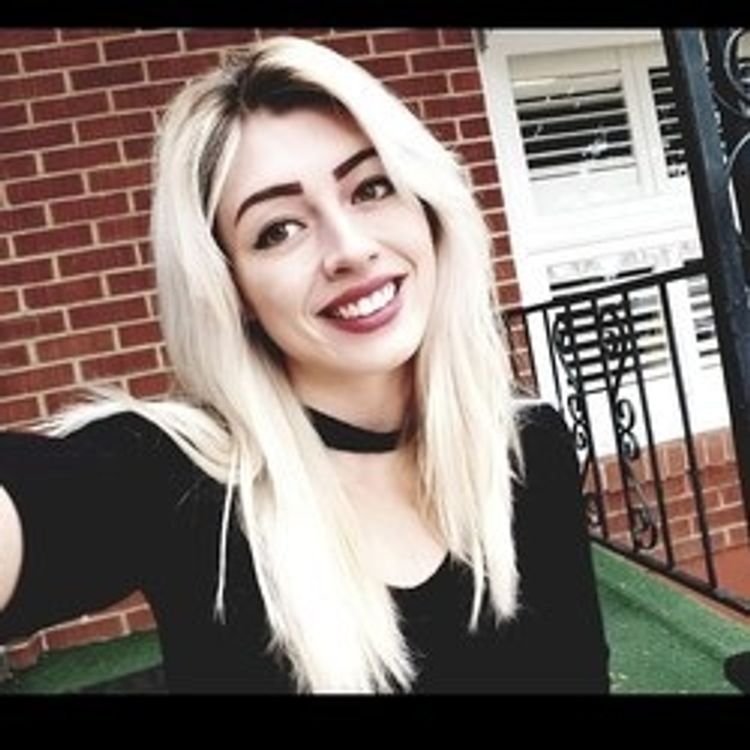 Best Christian OnlyFans Accounts mizzymay101