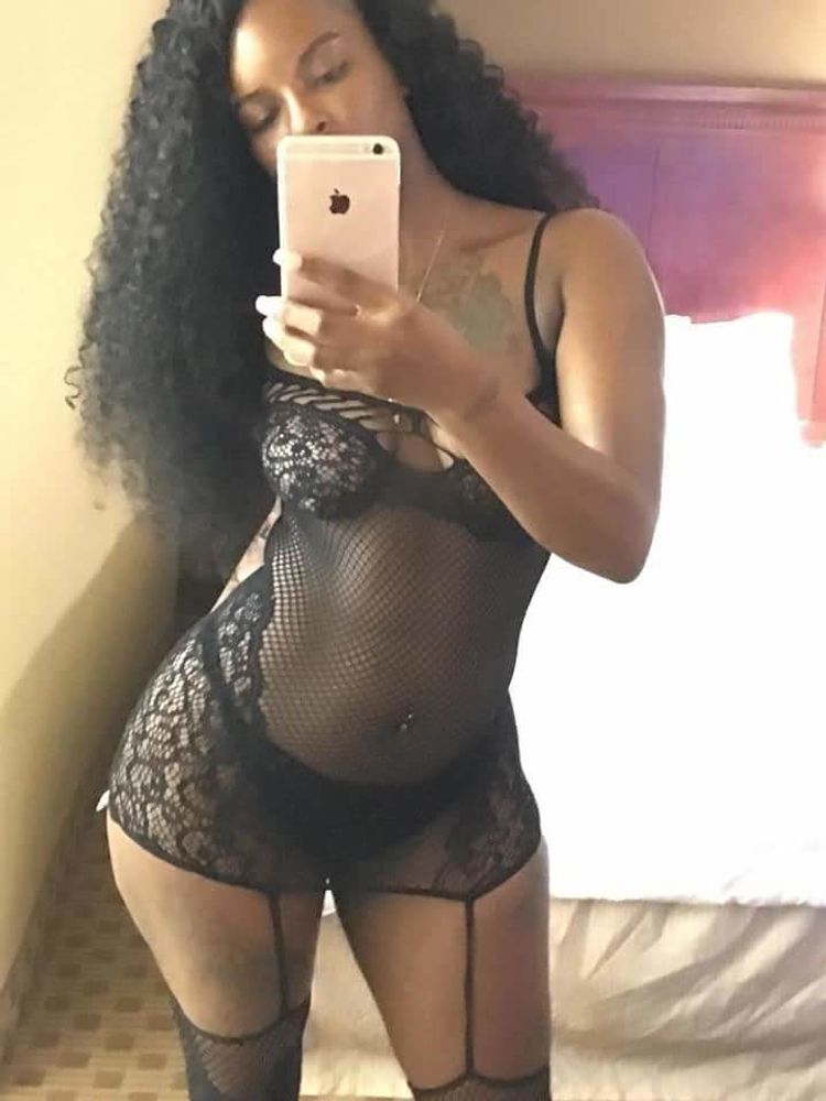 Best Solo Female OnlyFans Accounts moccaangelfukmeworldxxx