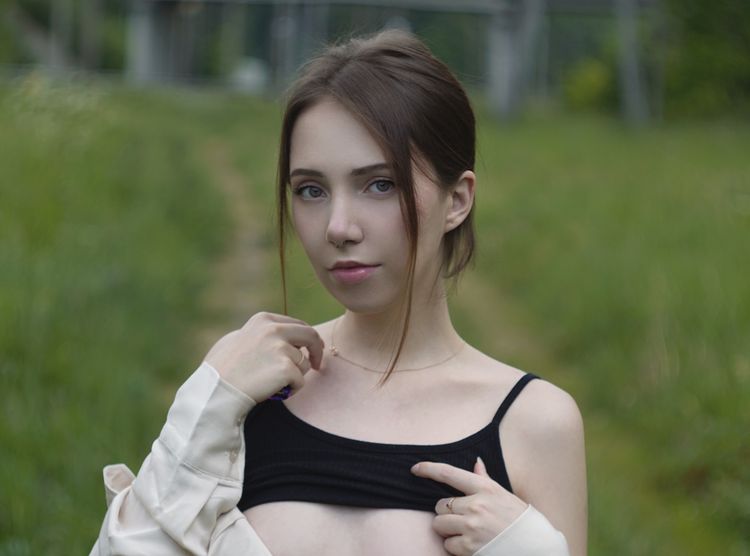 Best Lovense OnlyFans Accounts moneki