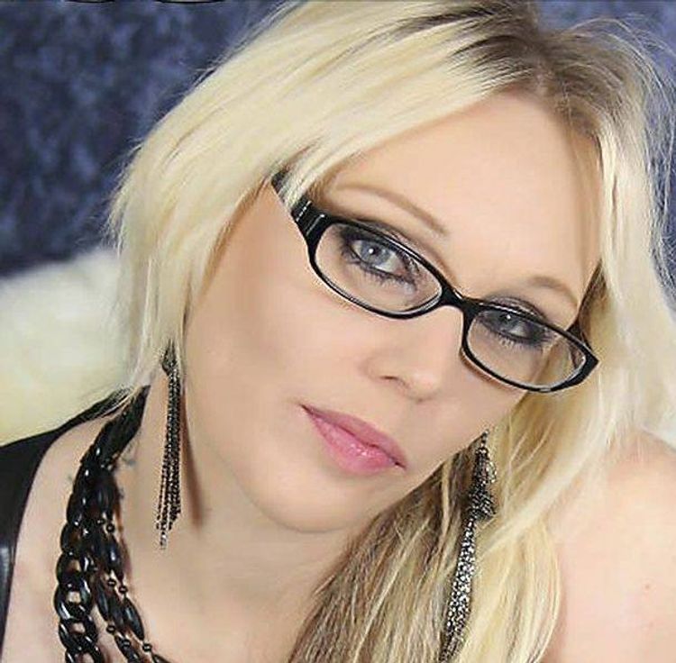 Best Christian OnlyFans Accounts monicachristiansenfree