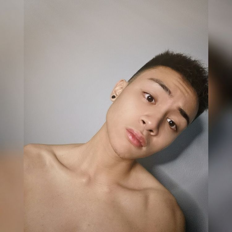 Best OnlyFans Accounts Malaysia mr_ouchblued