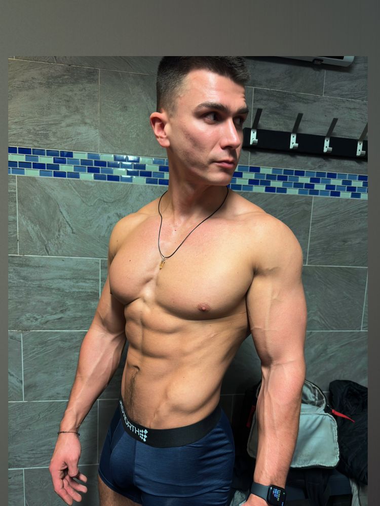 Best Muscle OnlyFans Accounts mrdeepvoice