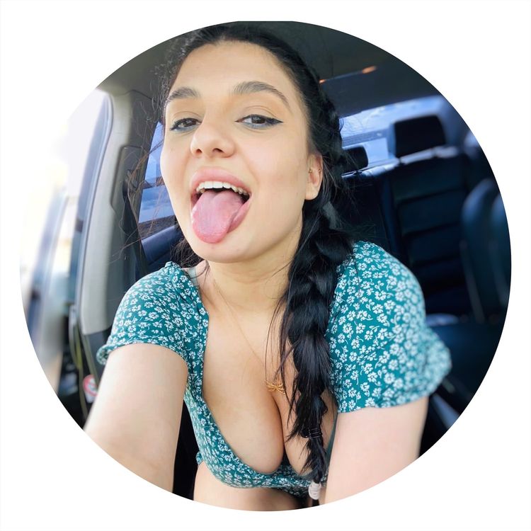 Best FINDOM OnlyFans Accounts mydaisydolly