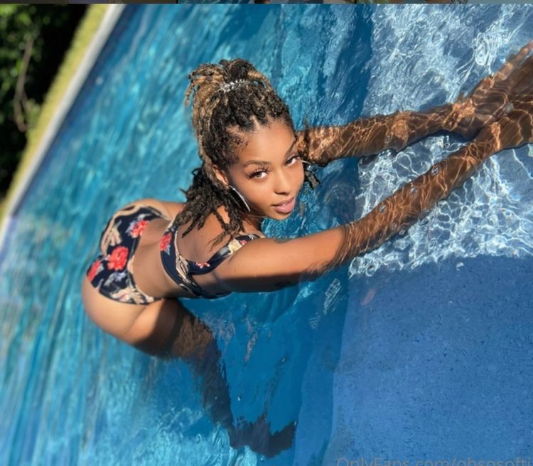 Best Flexible OnlyFans Accounts ohsosofti