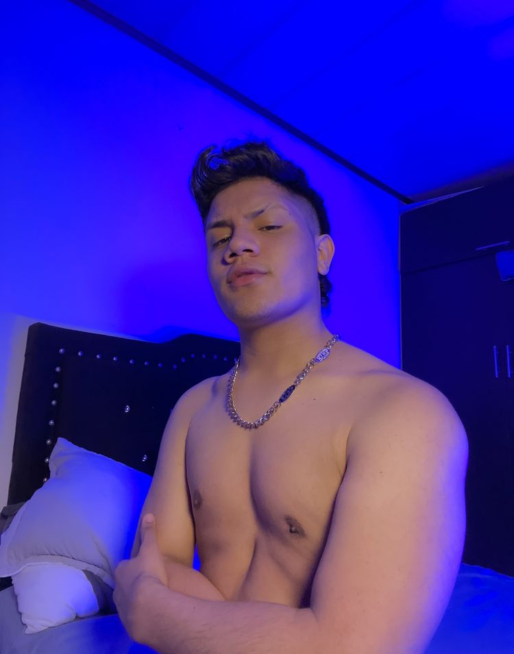 Best Uncut OnlyFans Accounts oswaboy1