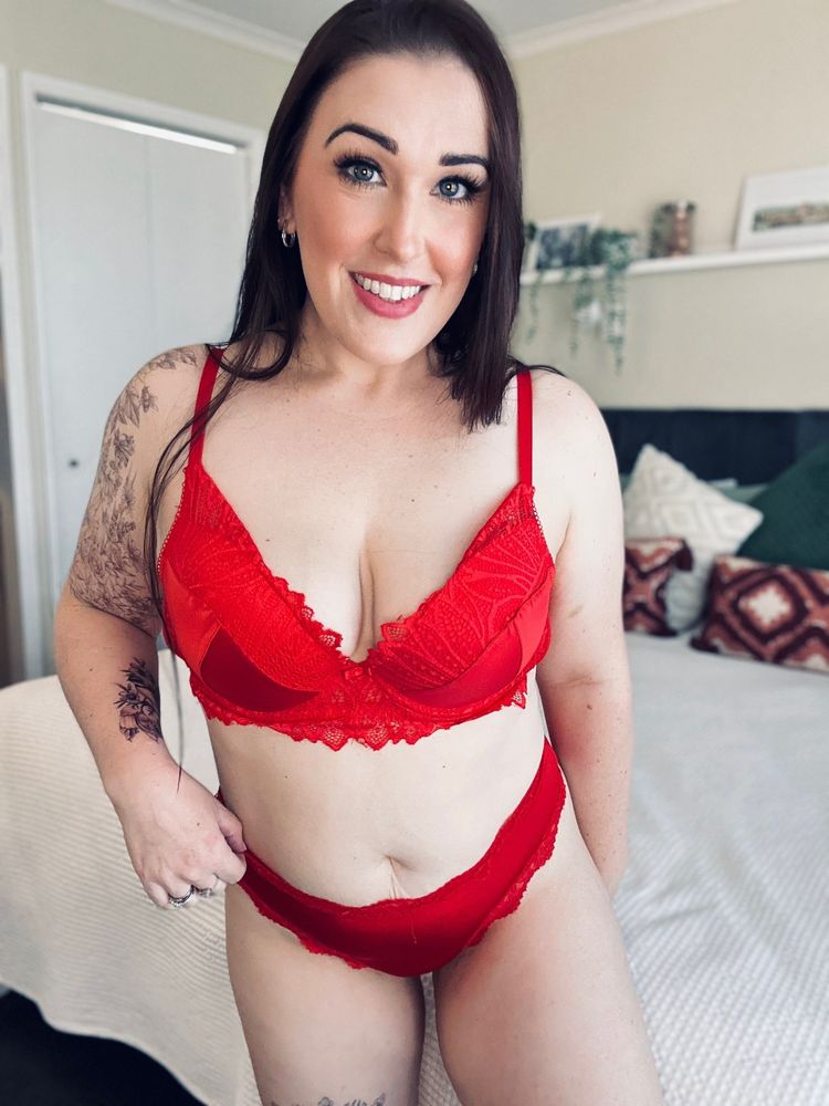 Best Quickie OnlyFans Accounts peekatclaire