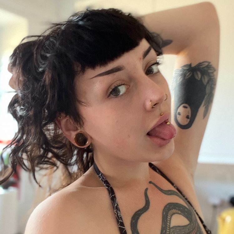 Best Monster OnlyFans Accounts pixxiebuns
