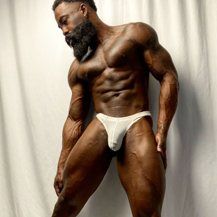 Best Allure OnlyFans Accounts proadonis