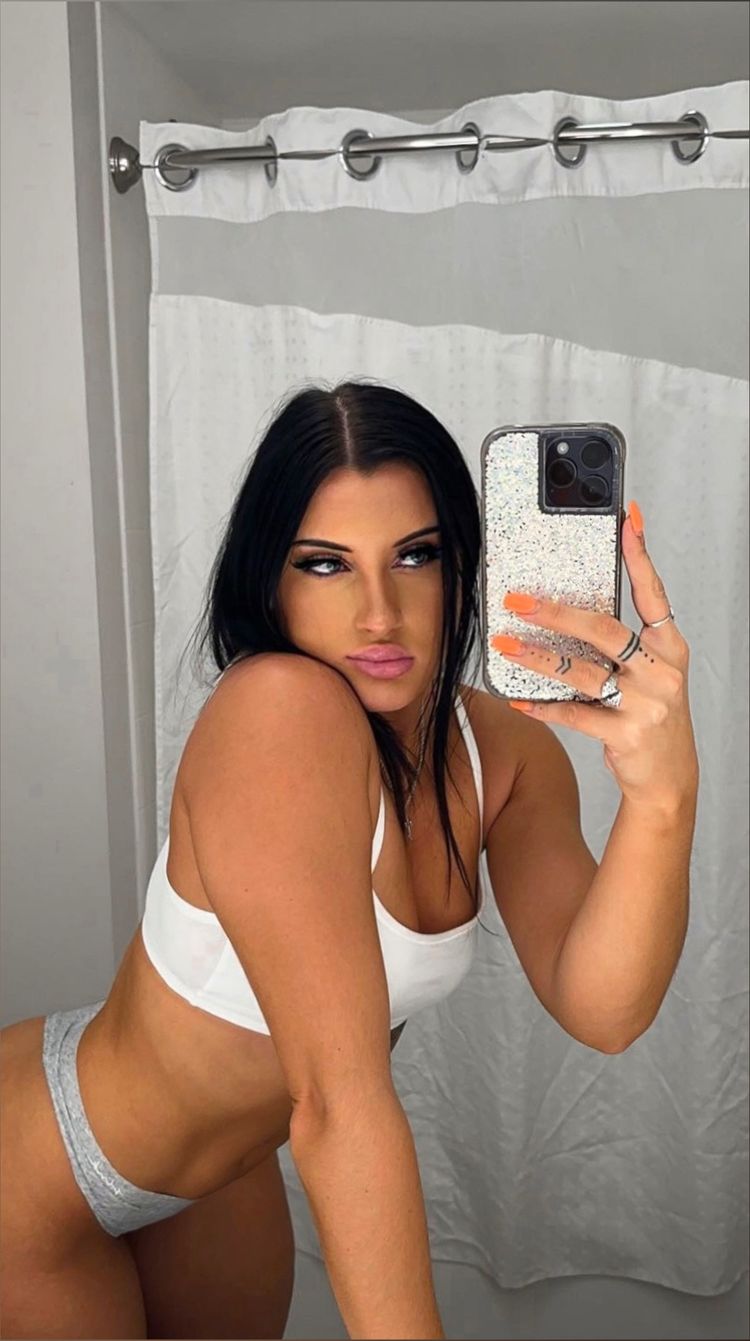 Best Judge OnlyFans Accounts quadmotherrr