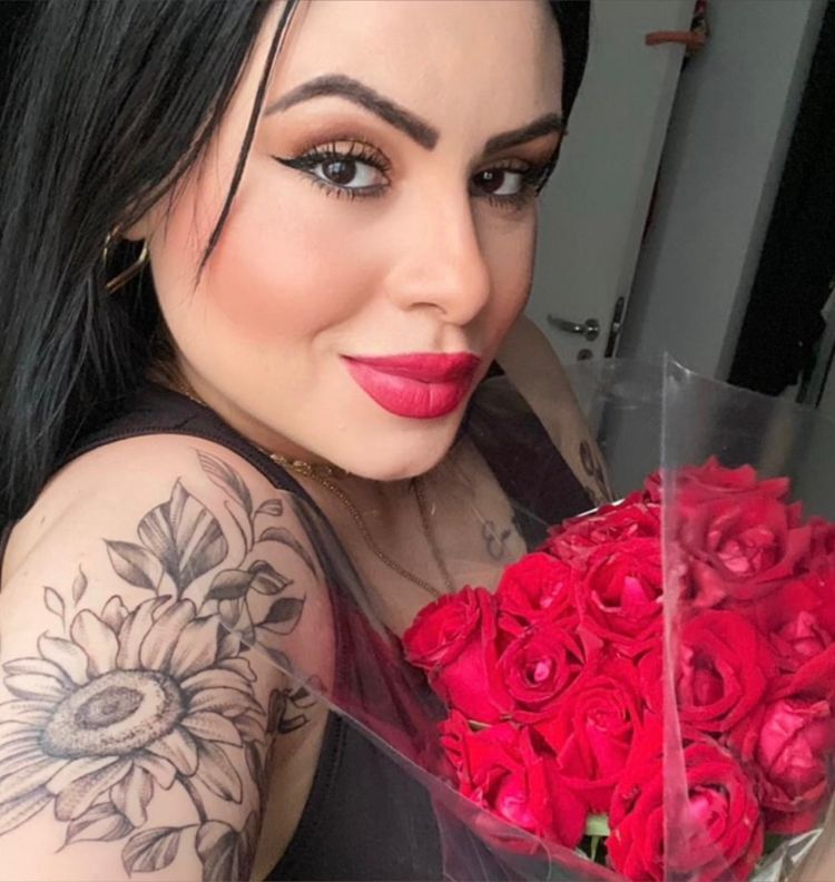 Best OnlyFans Accounts Brazil queen_rainha_