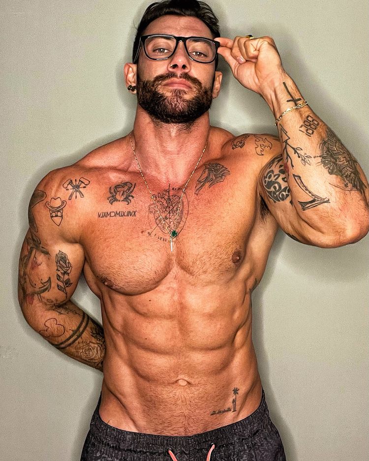 Best Fae OnlyFans Accounts rafaenrique