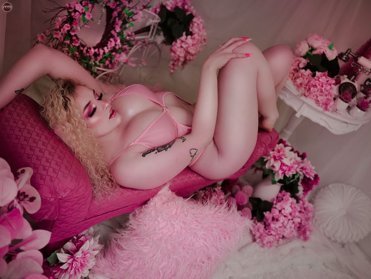 Best Candy OnlyFans Accounts realseraphinaskye