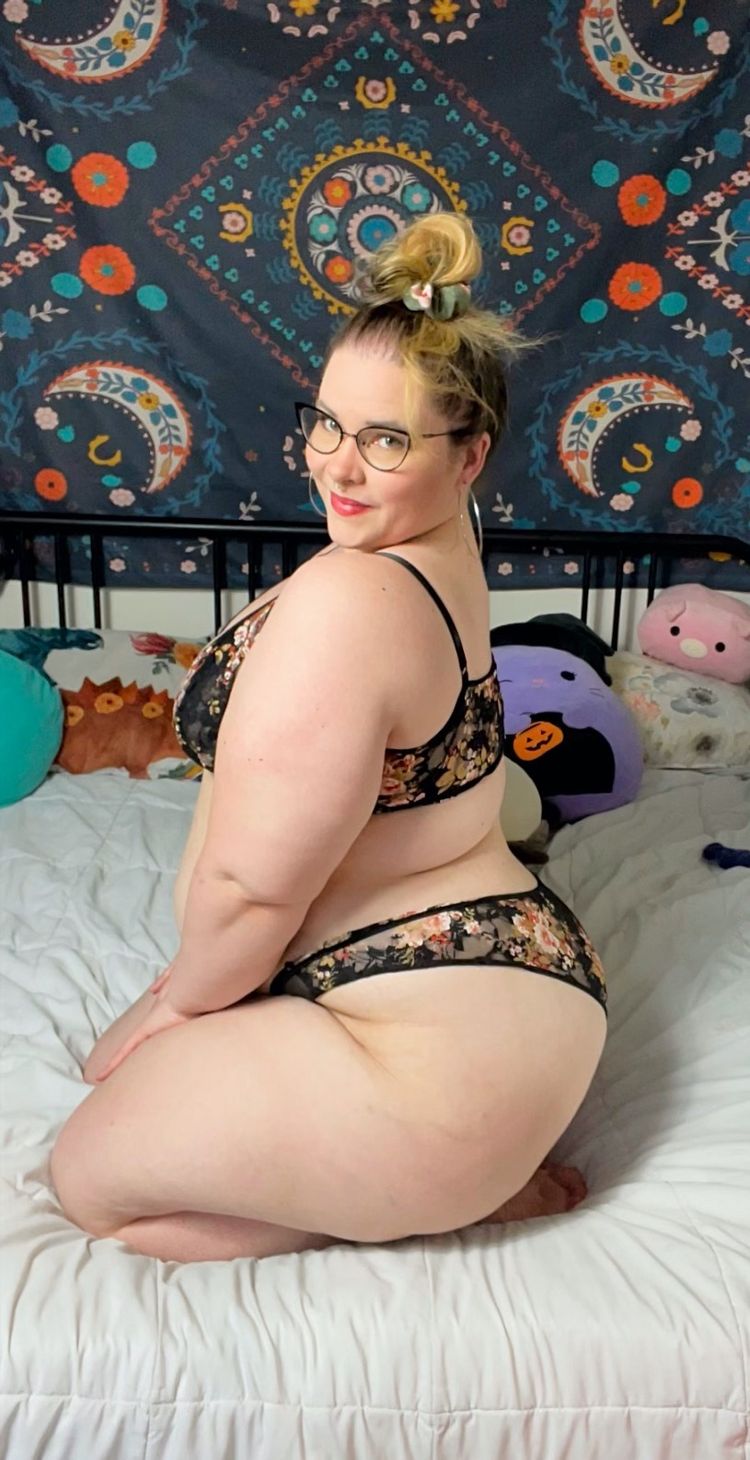 Best Cutest OnlyFans Accounts rheafirthvip