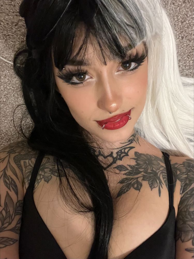 Best Felony OnlyFans Accounts roseredroom