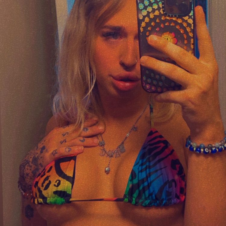 Best MTF OnlyFans Accounts rxndii
