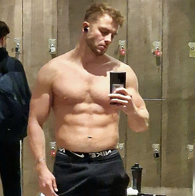 Best Hung OnlyFans Accounts samsteinerxxx