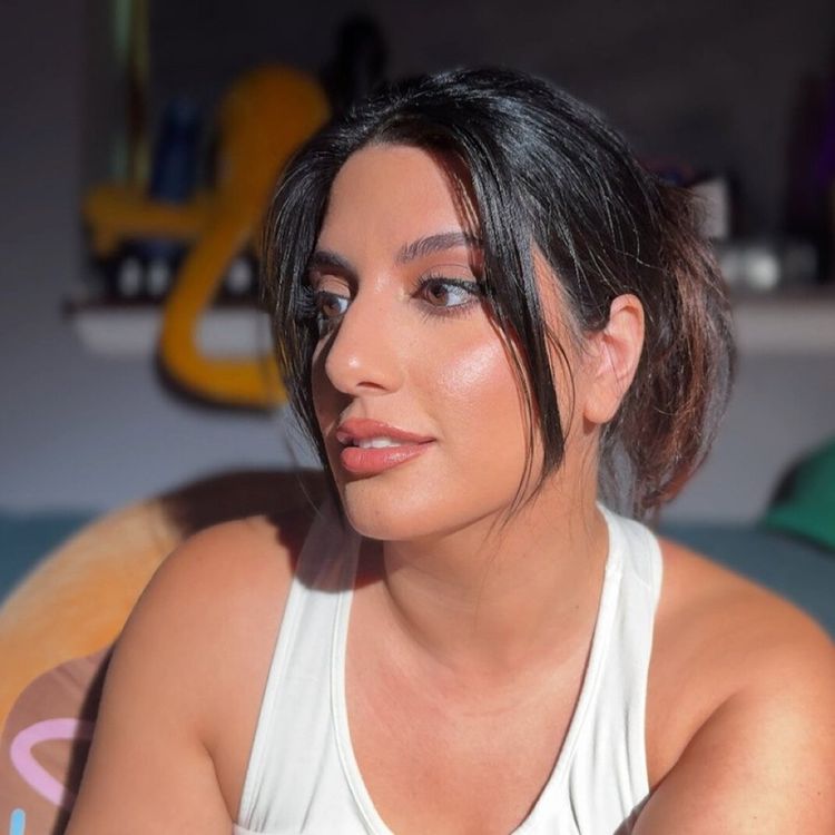Best Virtual Reality OnlyFans Accounts saraharabic