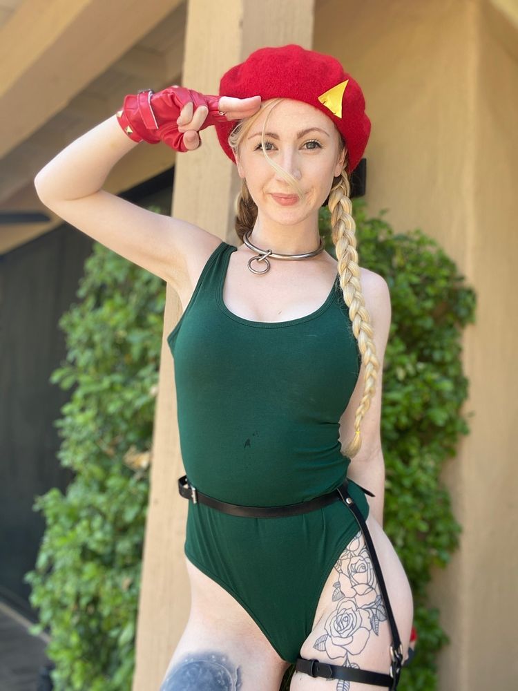 Best Panda OnlyFans Accounts scarlettepanda