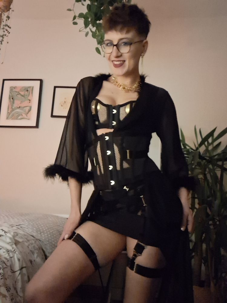 Best Queer OnlyFans Accounts scarlotrose