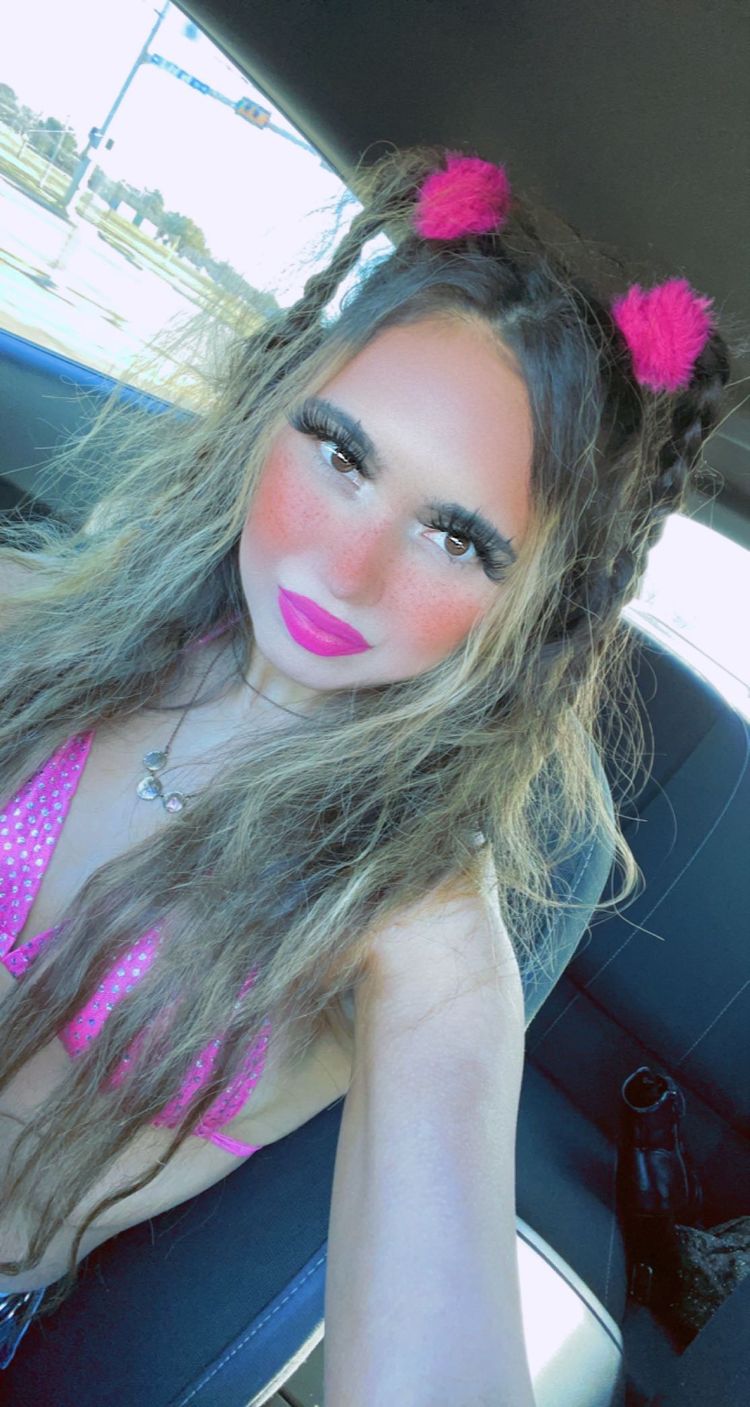 Best Stepsister OnlyFans Accounts sharigarlin