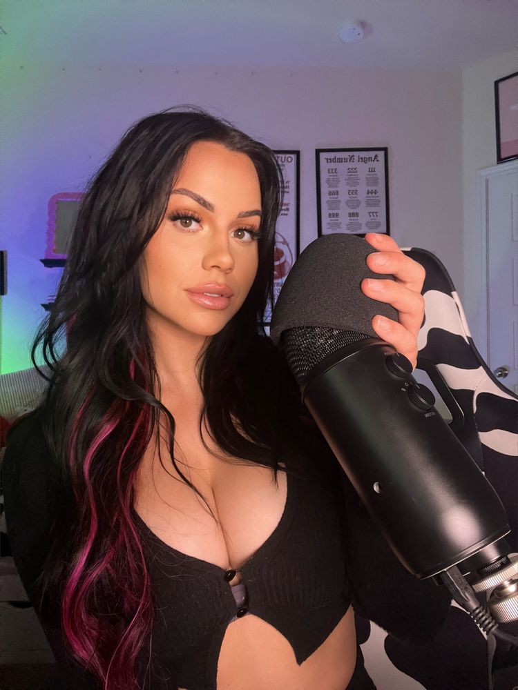 Best Haughtest OnlyFans Accounts shotsofsimone
