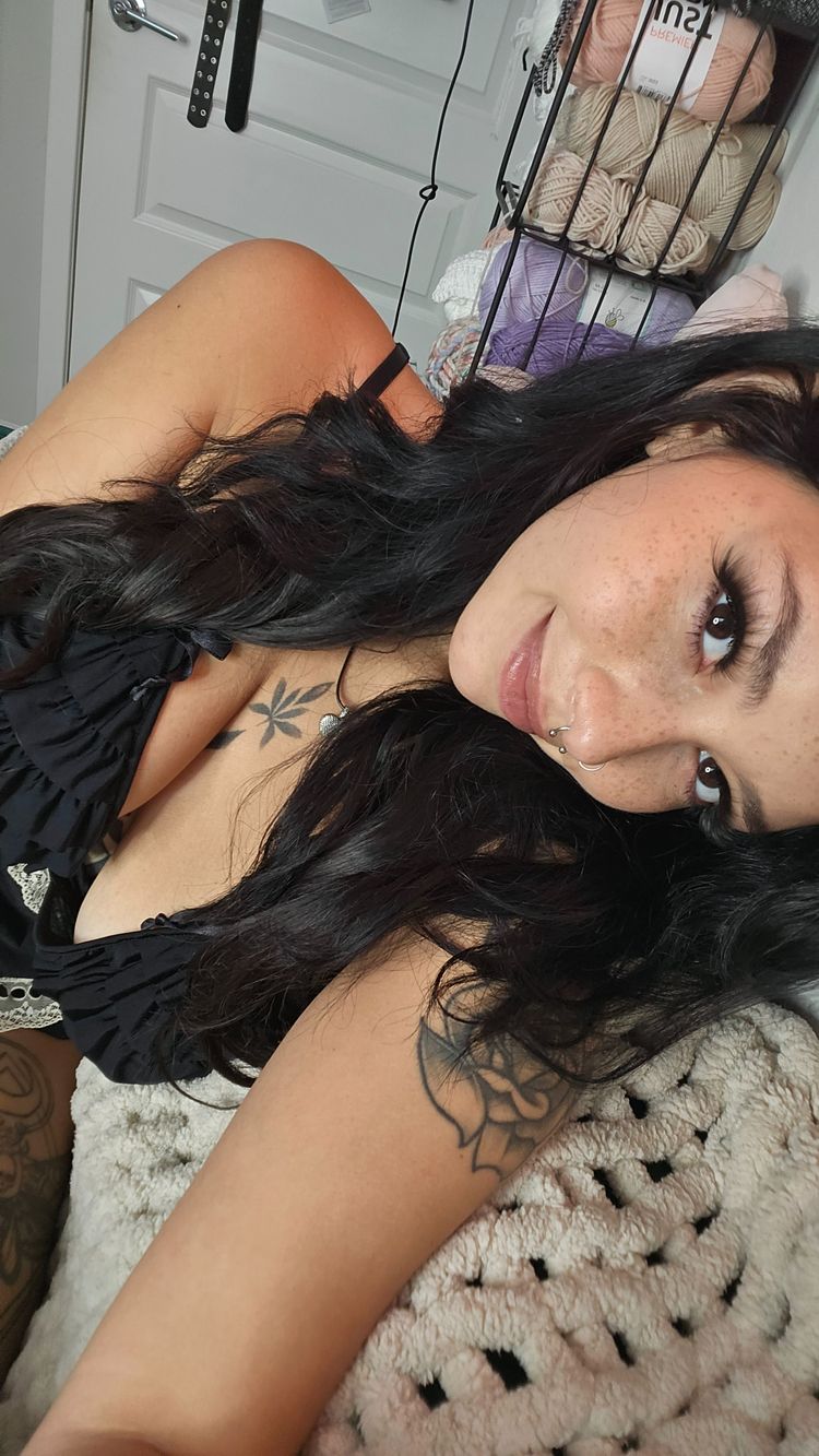 Best Gothic OnlyFans Accounts sierraskyetv