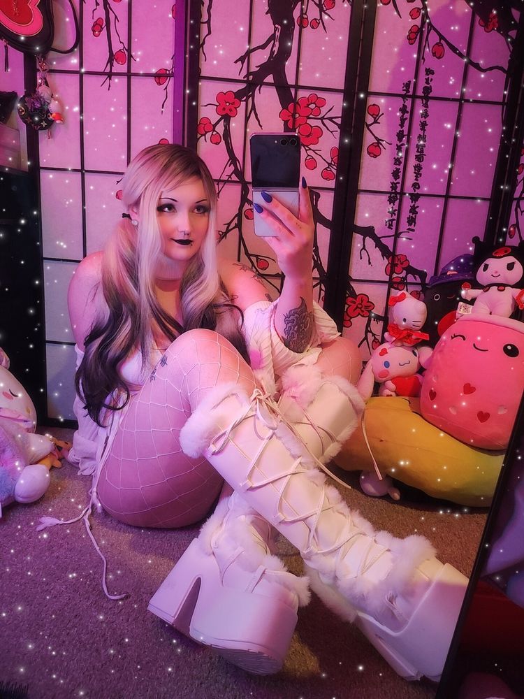 Best CBT OnlyFans Accounts sorceressshiloh