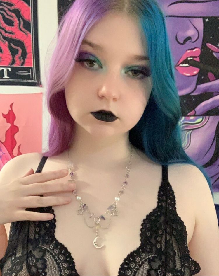 Best Toes OnlyFans Accounts spookybaby777