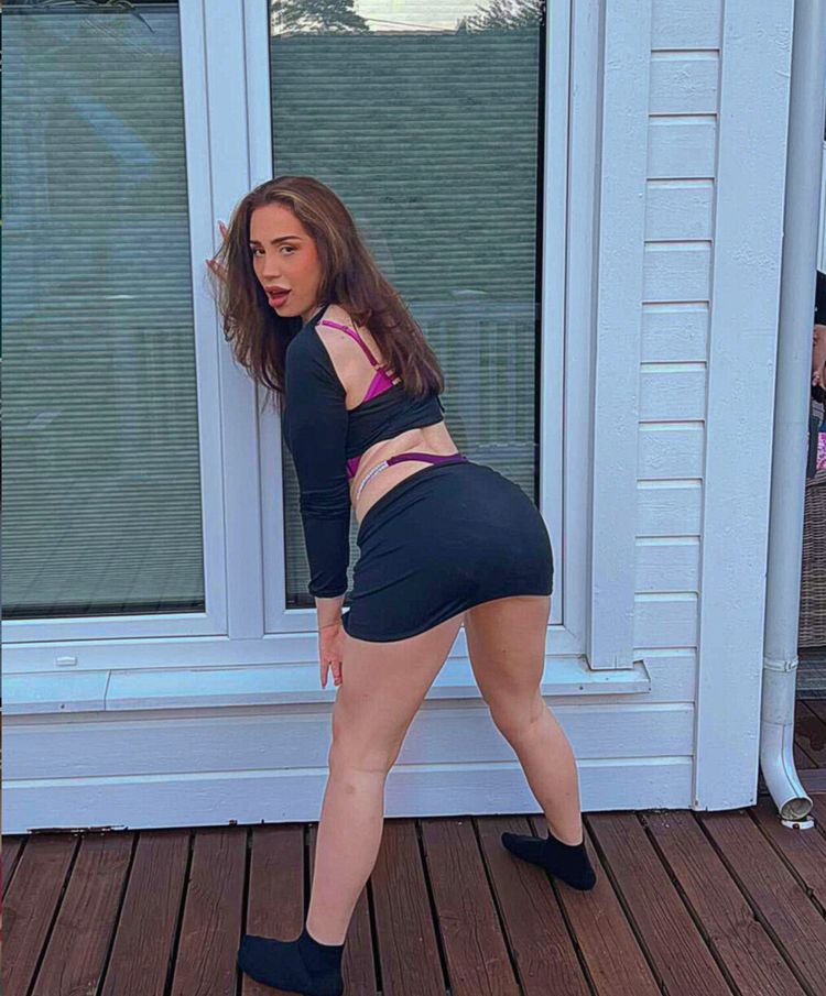 Best Stepsister OnlyFans Accounts stepsiselli