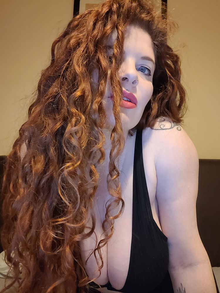 Best Lactating OnlyFans Accounts suze69xx