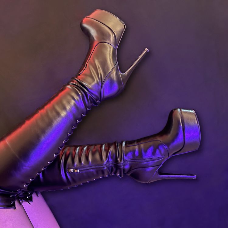 Best Ballbusting OnlyFans Accounts tamystarly