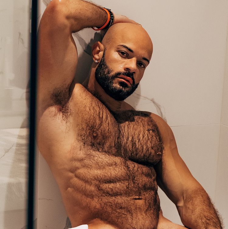 Best Irresistible OnlyFans Accounts the__lv__