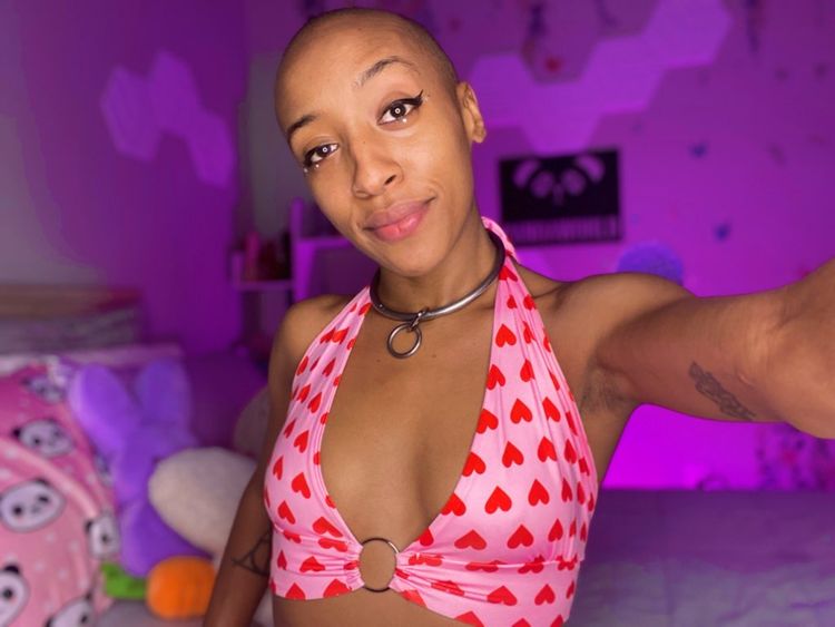 Best Panda OnlyFans Accounts thecleopanda