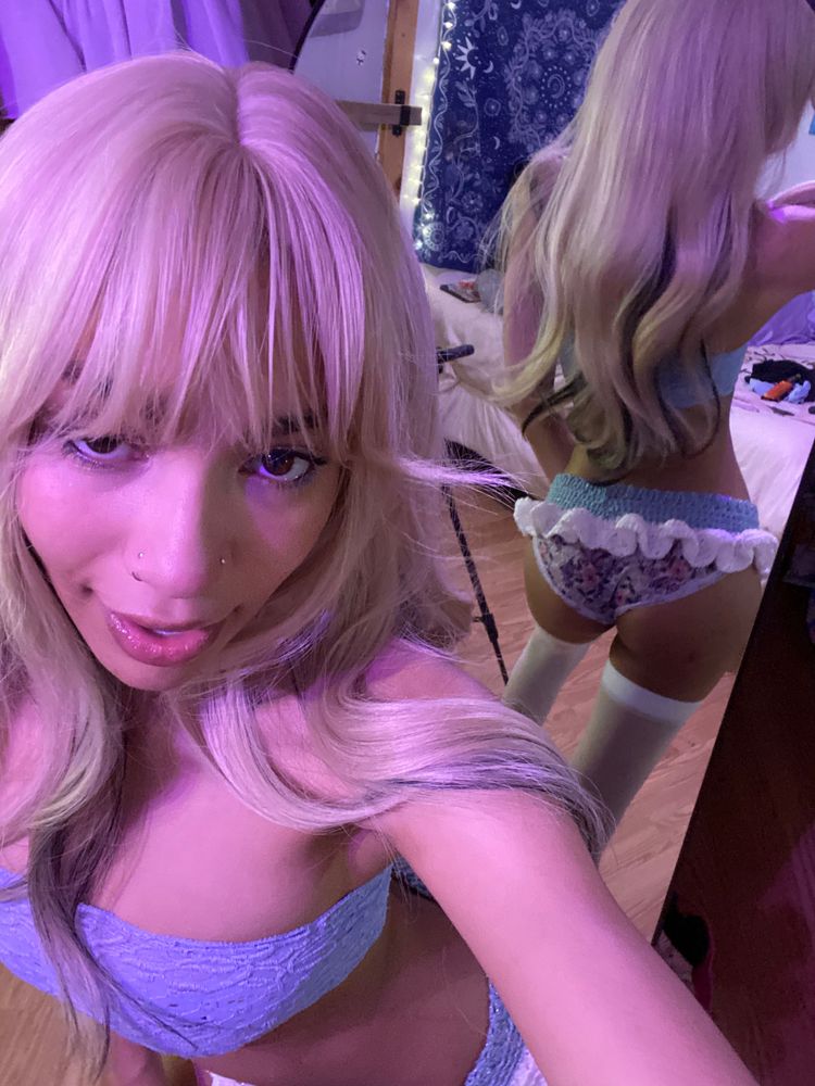Best Stoner OnlyFans Accounts tinybabysmol
