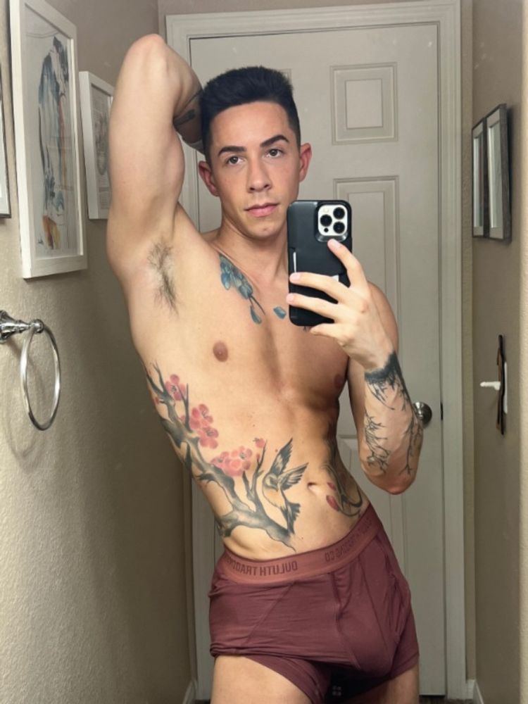 Best Bottom OnlyFans Accounts vincentoreillyx