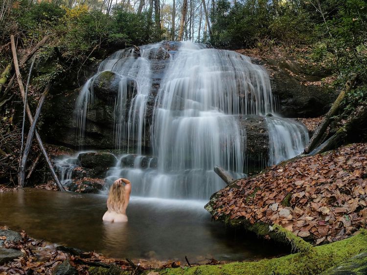 Best Dreadlocks OnlyFans Accounts waterfallbutts