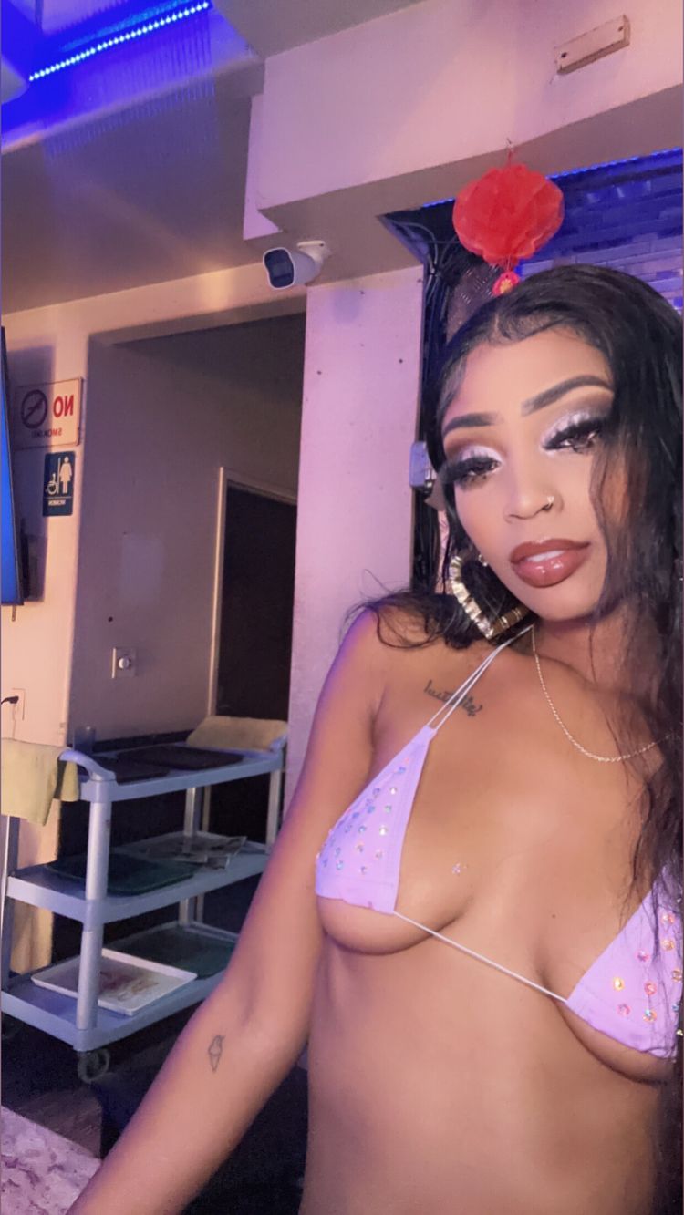 Best Funsize OnlyFans Accounts wet4k