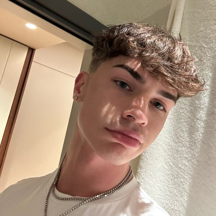 Best Bottom OnlyFans Accounts xjonkuch
