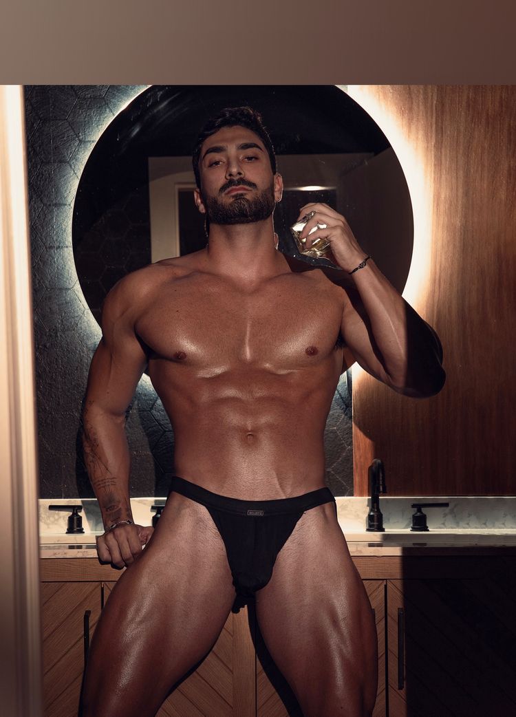 Best Dom OnlyFans Accounts zayndom